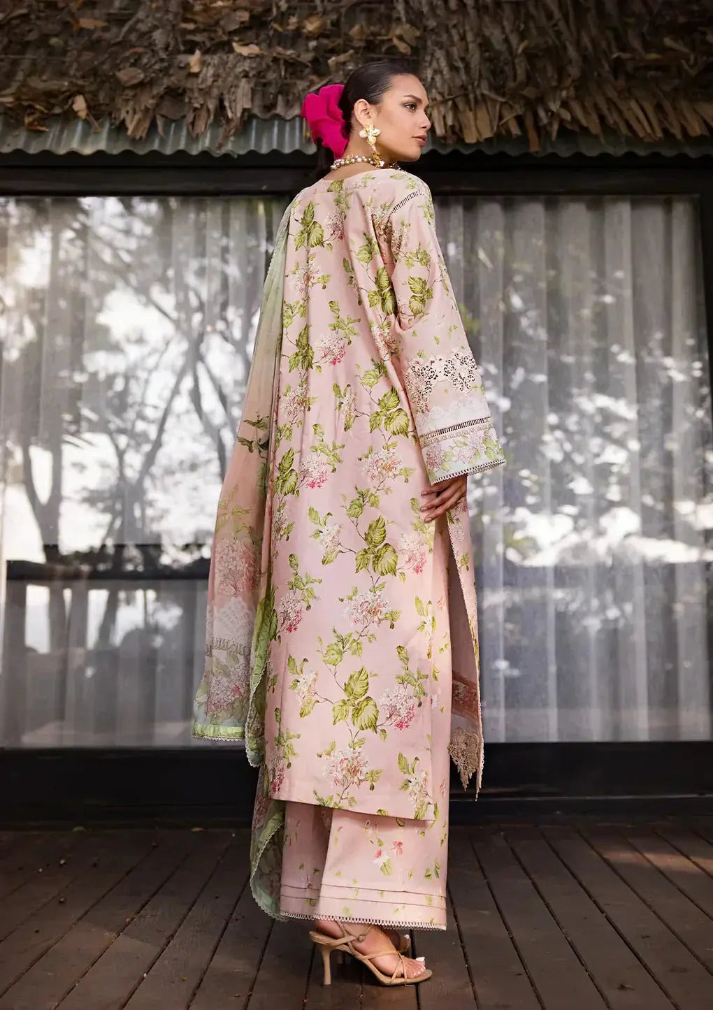 Elaf Premium | Signature Embroidered Lawn 24 | ESL-05B DELIGHT DRAPE - Pakistani Designer Dress - by Elaf Premium | Type: Luxury - 100% Original at Saira Sultan