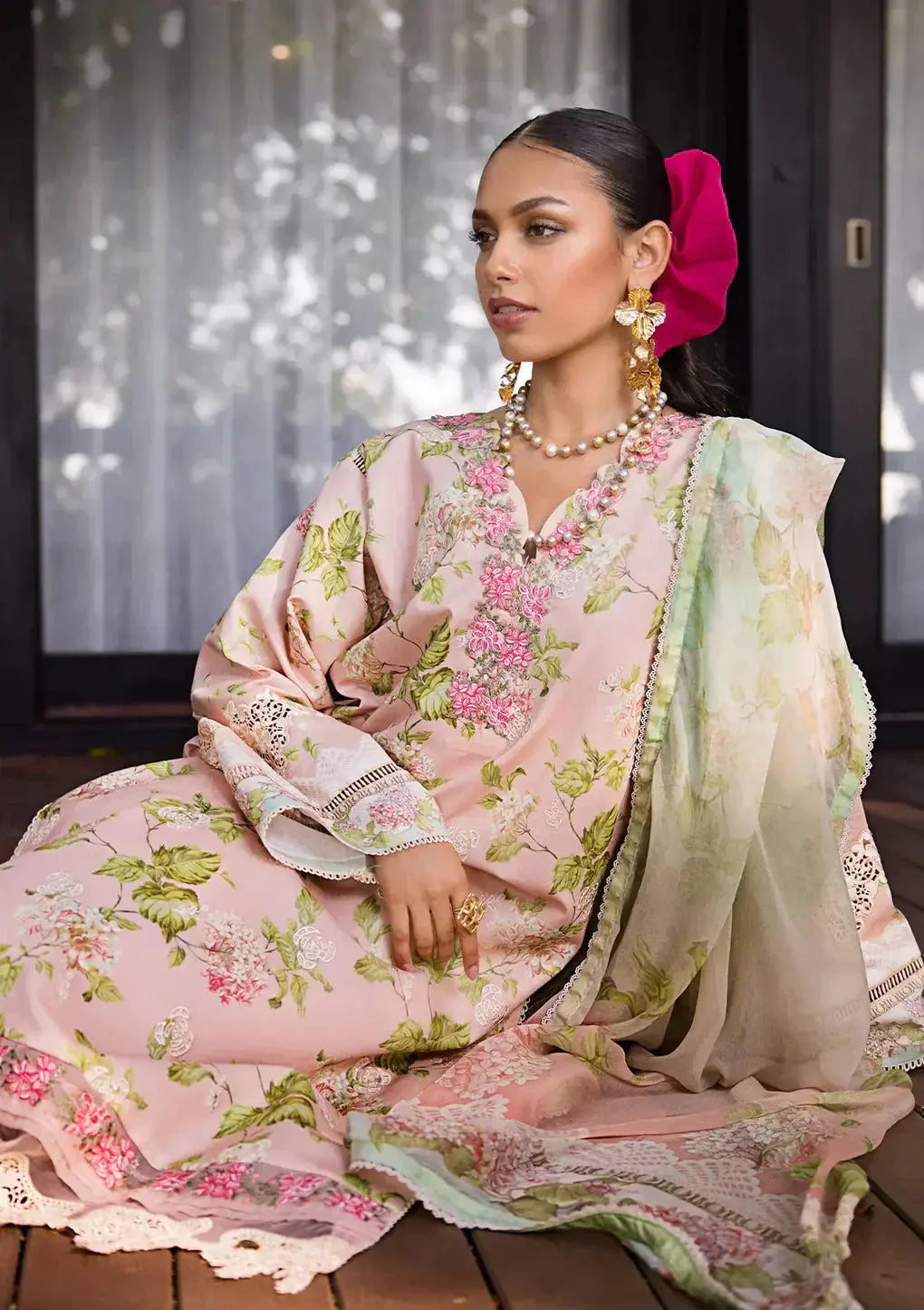 Elaf Premium | Signature Embroidered Lawn 24 | ESL-05B DELIGHT DRAPE - Pakistani Designer Dress - by Elaf Premium | Type: Luxury - 100% Original at Saira Sultan