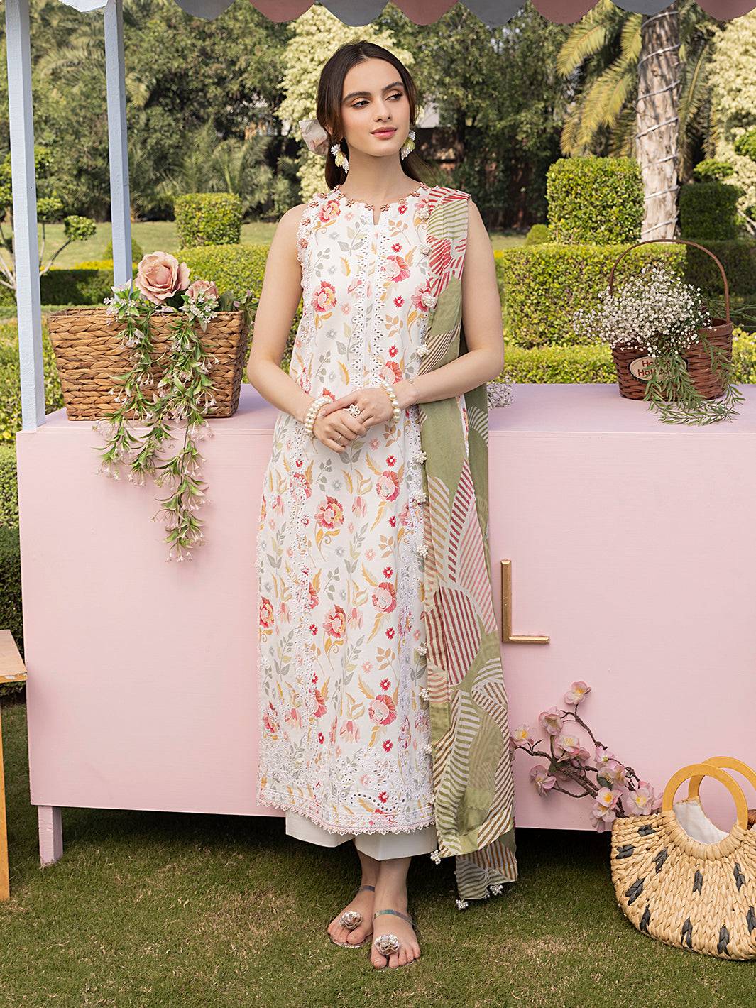 Izel | Oh Spring Lawn 25 | ELOWEN - Pakistani Designer Dress - by Izel | Type: Ladies Clothes - 100% Original at Saira Sultan