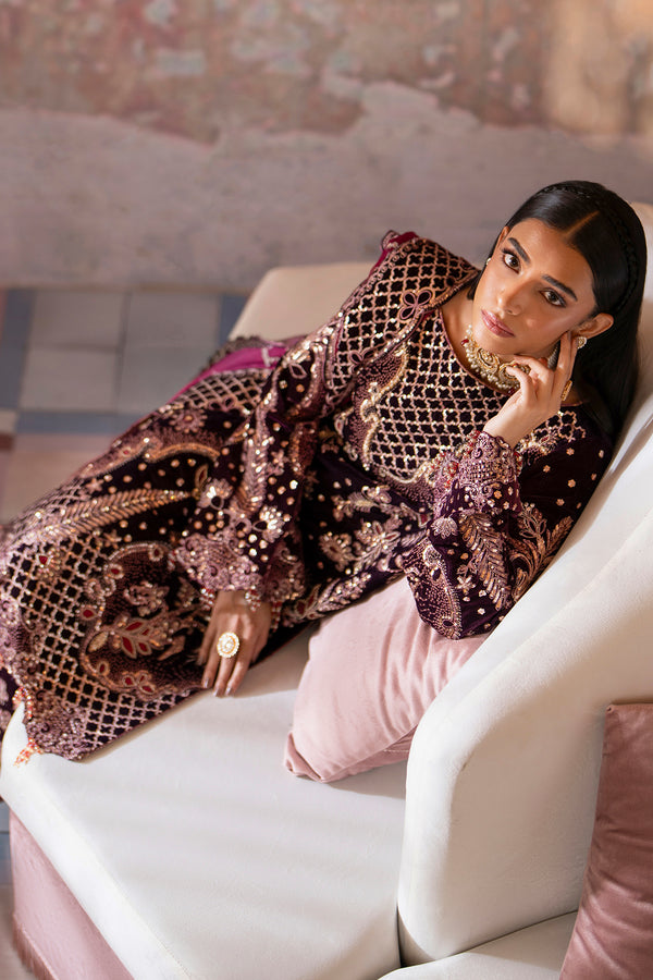 Emaan Adeel | Saanjh Velvet Collection 24 | Anika