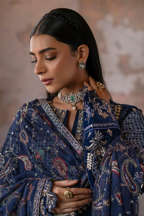 Emaan Adeel | Saanjh Velvet Collection 24 | Roshni M Navy Velvet