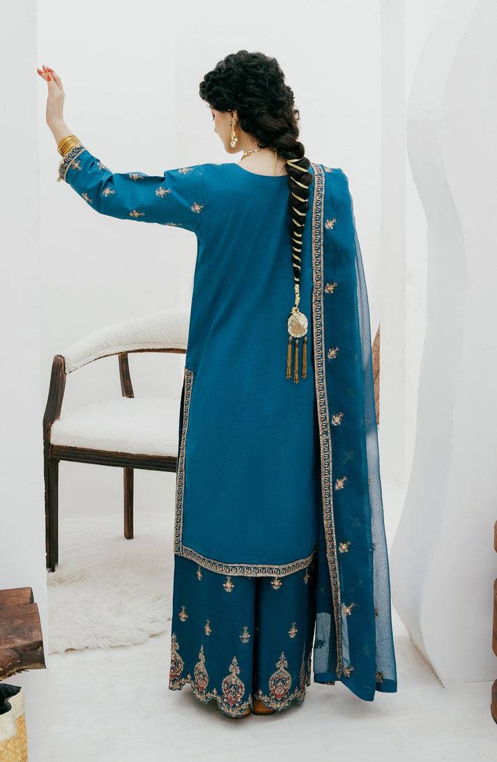 Emaan Adeel | Gul Mohr Eid Pret | ZABEEN - Pakistani Designer Dress - by Emaan Adeel | Type: Luxury - 100% Original at Saira Sultan