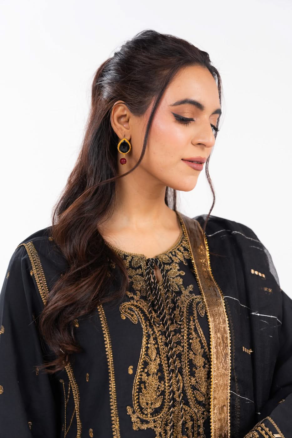 AlKaram | Festive Summer 25 | FC-1A-25-Black L Black Lawn