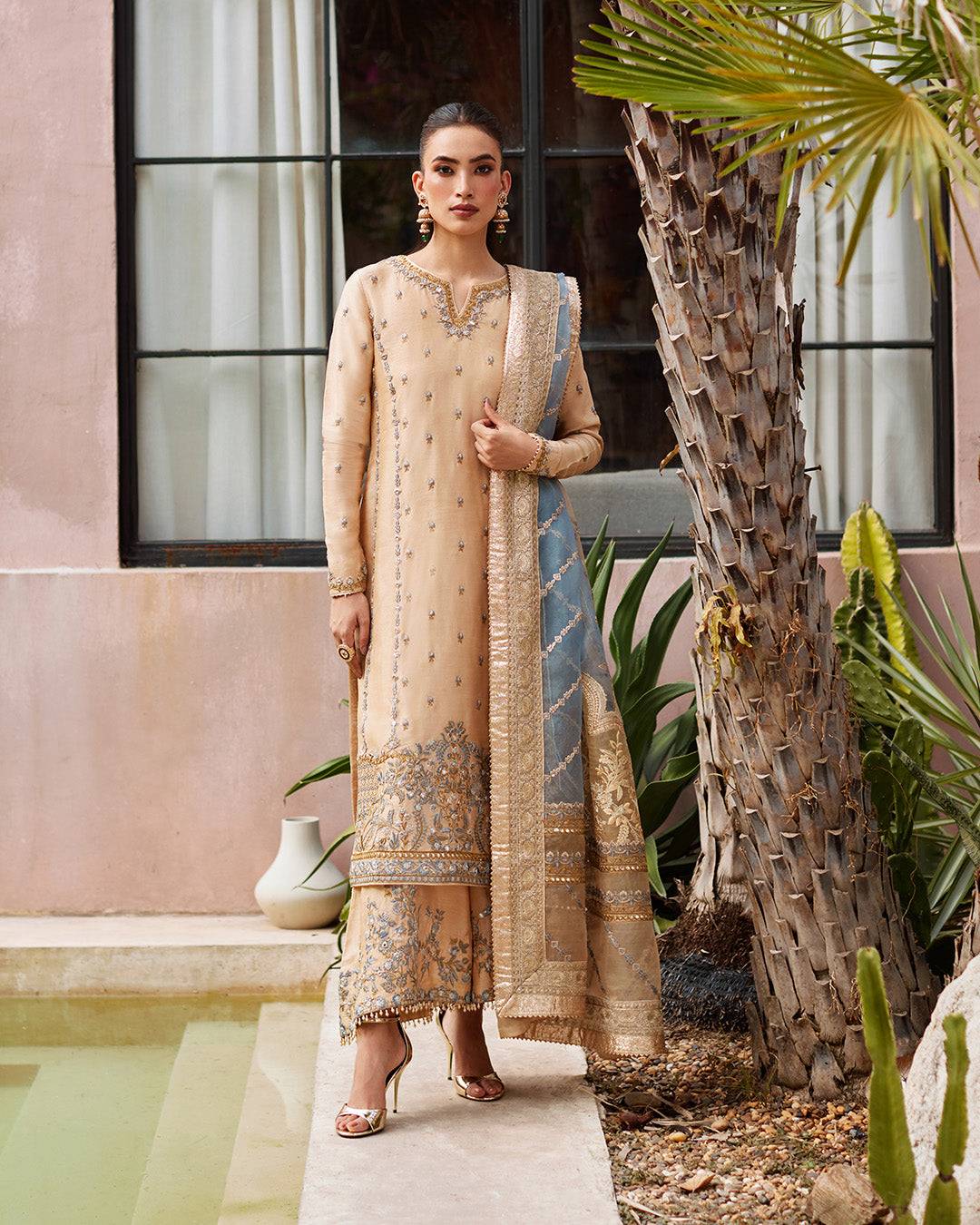 Faiza Saqlain | Aurnia Spring Festive Edit 24 | Yelena - Pakistani Designer Dress - by Faiza Saqlain | Type: Luxury - 100% Original at Saira Sultan