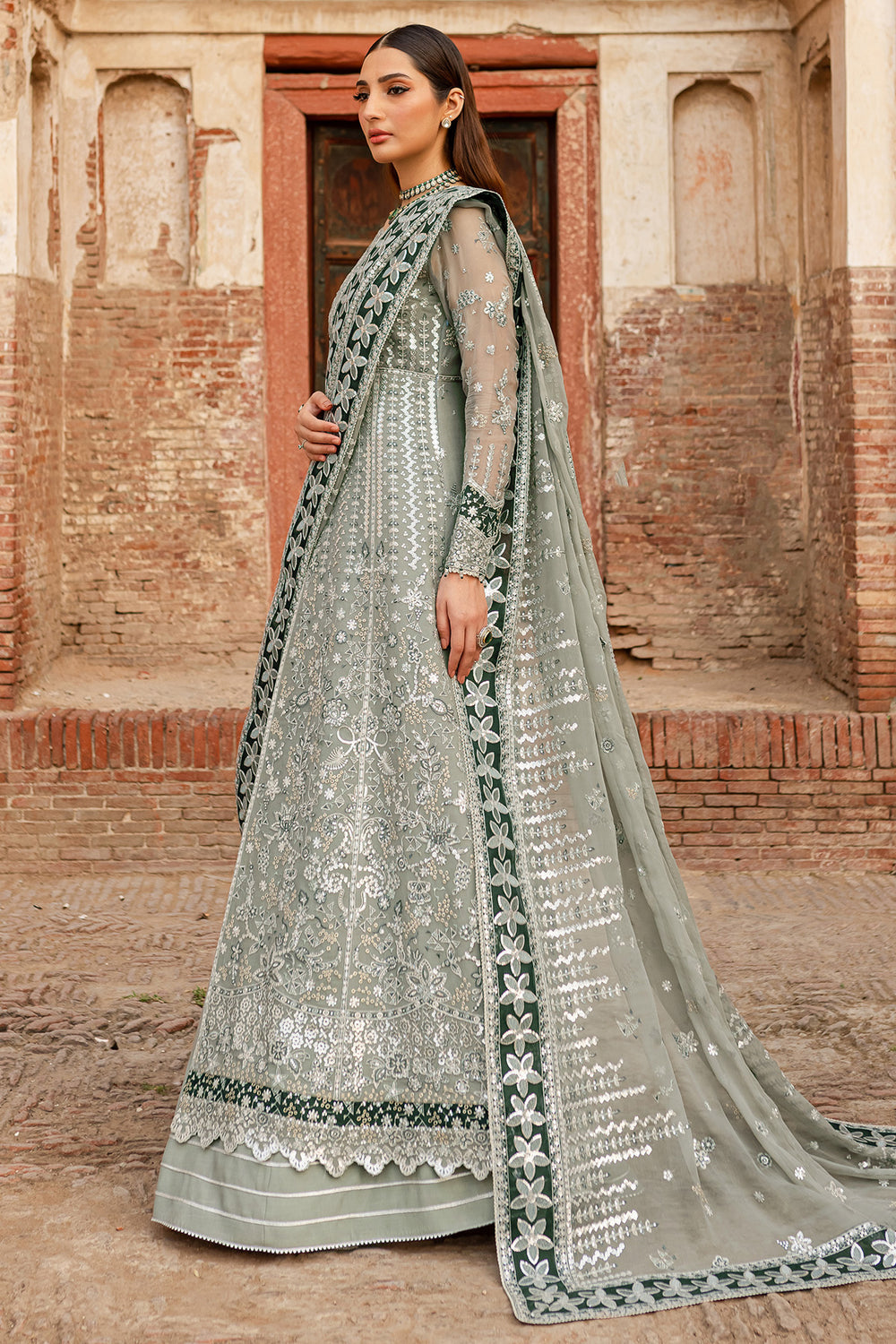Farasha | Ritzier Wedding Formals | Grey Veil XL Cloud Gray Chiffon