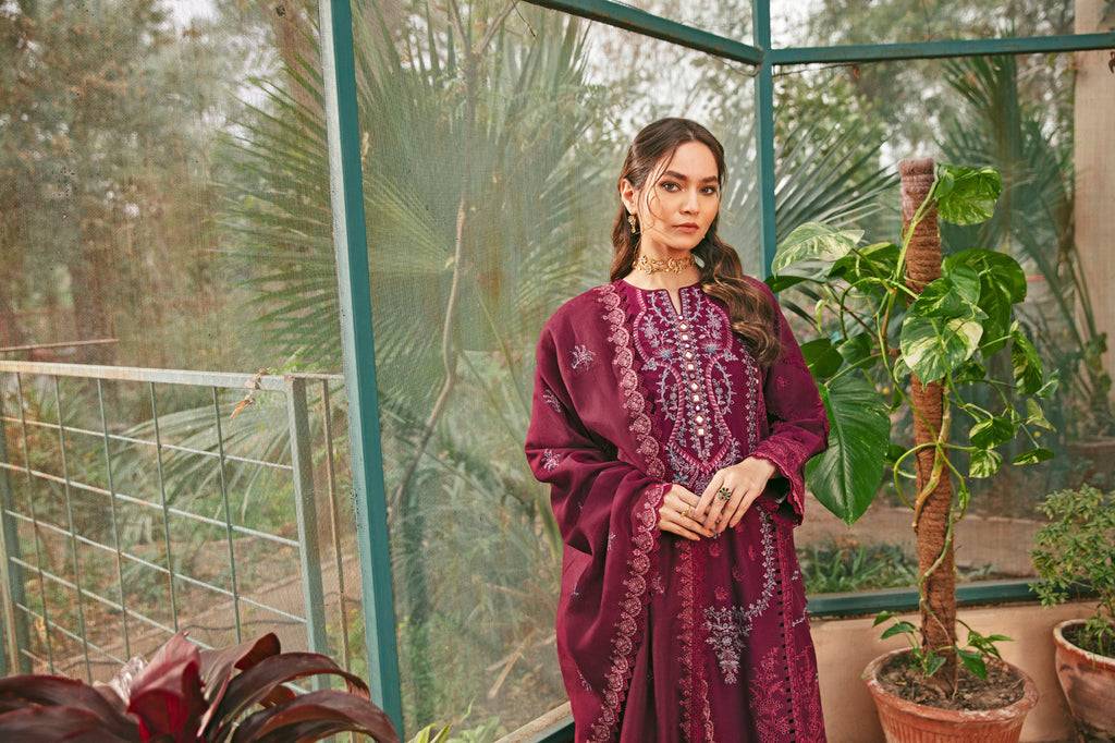 Florent | Luxury Lawn 24 | FFL-4B - Pakistani Designer Dress - by Florent | Type: Luxury - 100% Original at Saira Sultan