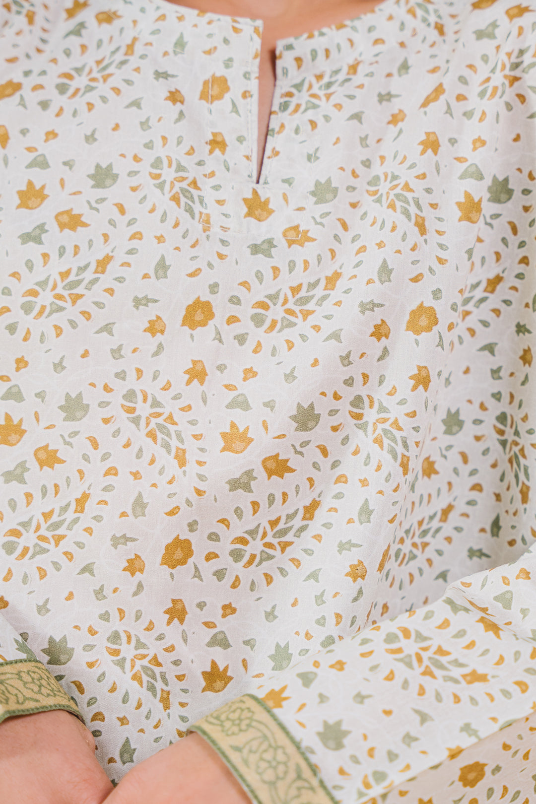 Zellbury Girls | 2 Piece Lawn | Kurta Trouser - 2415