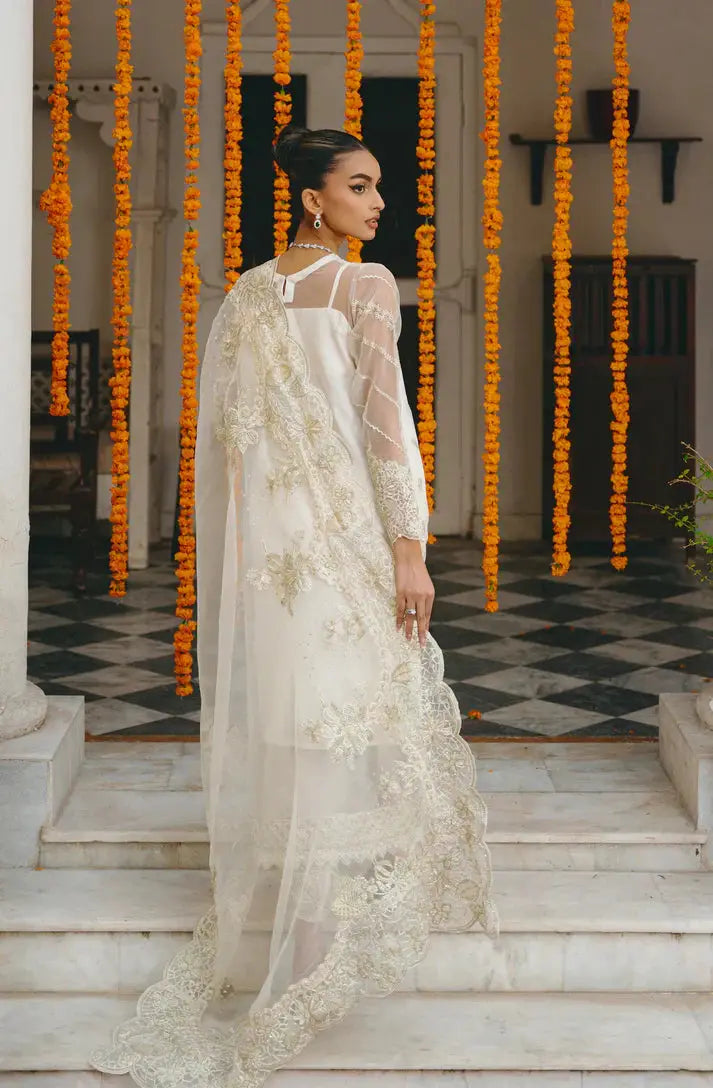 Gisele | Din Shagna Da | - Pakistani Designer Dress - by Gisele | Type: Formal - 100% Original at Saira Sultan