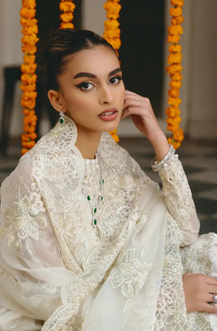 Gisele | Din Shagna Da | - Pakistani Designer Dress - by Gisele | Type: Formal - 100% Original at Saira Sultan