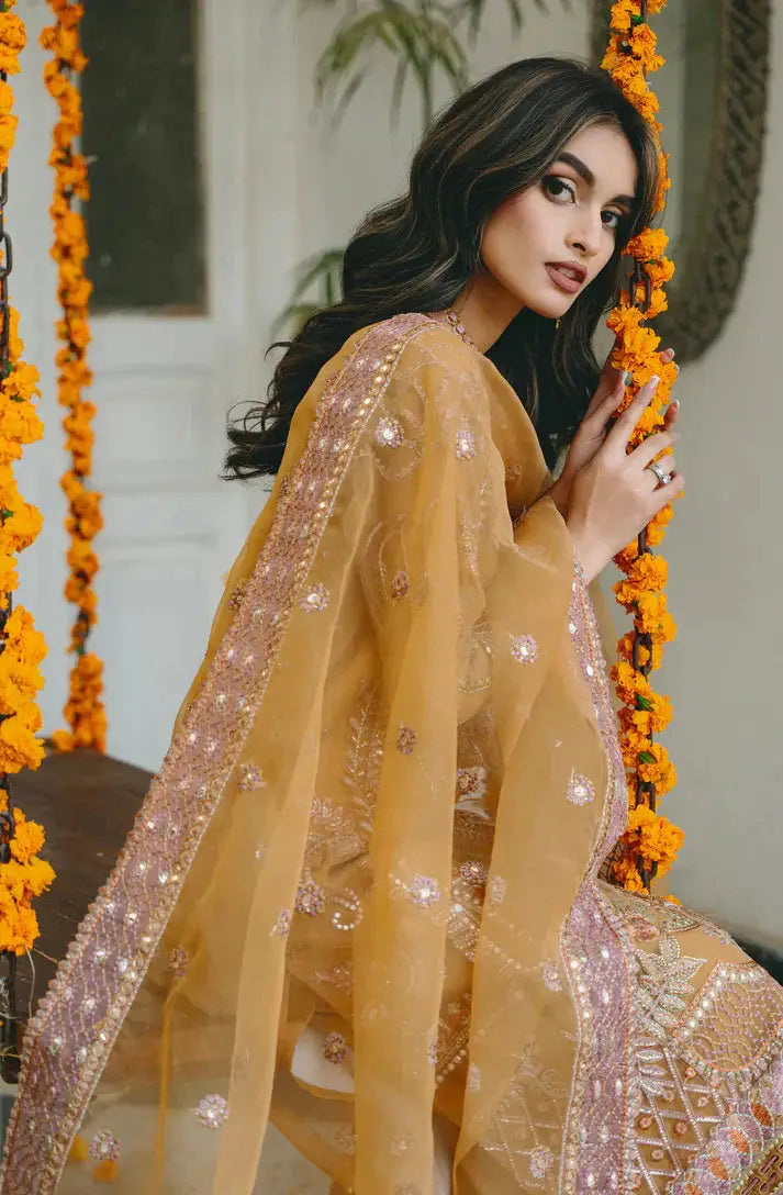 Gisele | Din Shagna Da | Famiya - Pakistani Designer Dress - by Gisele | Type: Formal - 100% Original at Saira Sultan