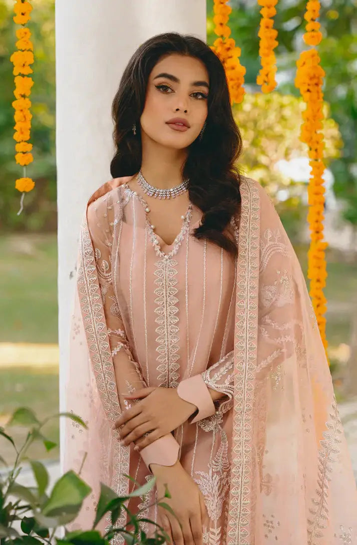 Gisele | Din Shagna Da | Mahenuur - Pakistani Designer Dress - by Gisele | Type: Formal - 100% Original at Saira Sultan