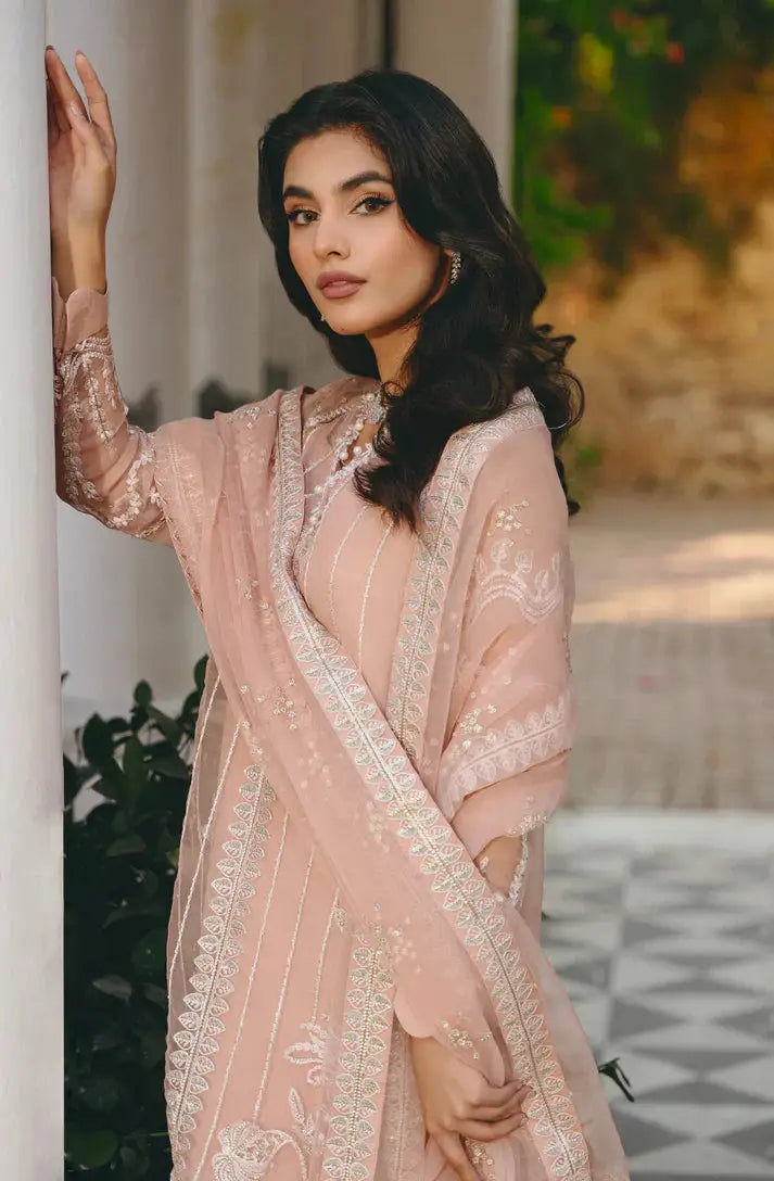 Gisele | Din Shagna Da | Mahenuur - Pakistani Designer Dress - by Gisele | Type: Formal - 100% Original at Saira Sultan