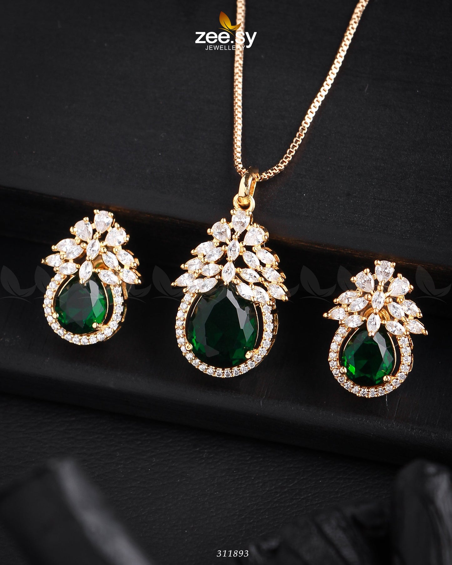 Zara's Pendant Set Golden Green
