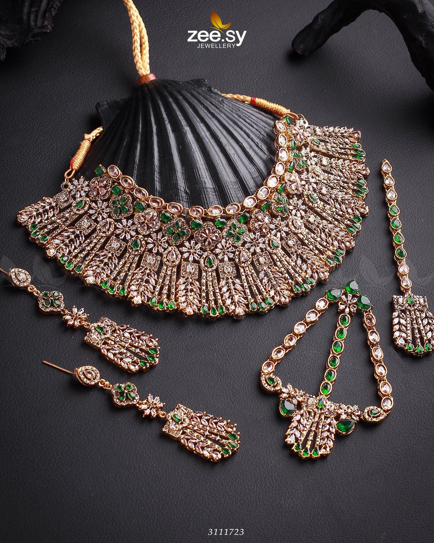 Momina Bridal Sets Golden Green