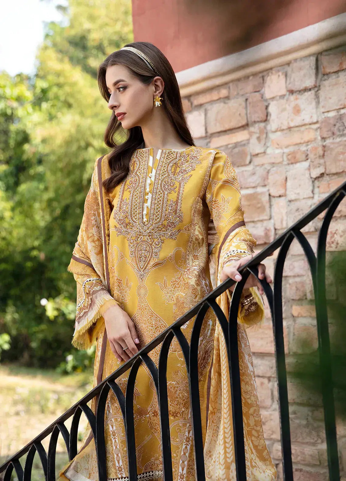 Gulaal | Springtime Ballet | CEYDA (GL-L-24V1-02) - Pakistani Designer Dress - by Gulaal | Type: Luxury - 100% Original at Saira Sultan