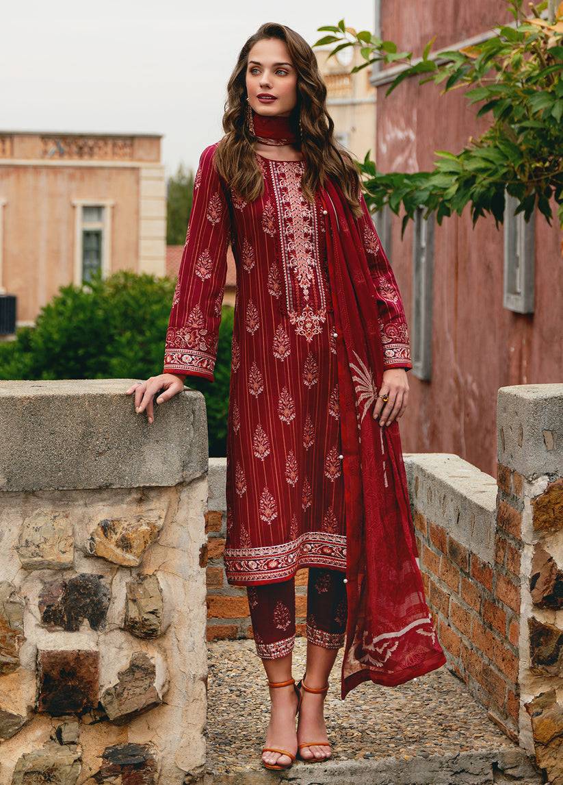Gulaal | The Enchanted Garden | Vezelay - Pakistani Designer Dress - by Gulaal | Type: Luxury - 100% Original at Saira Sultan