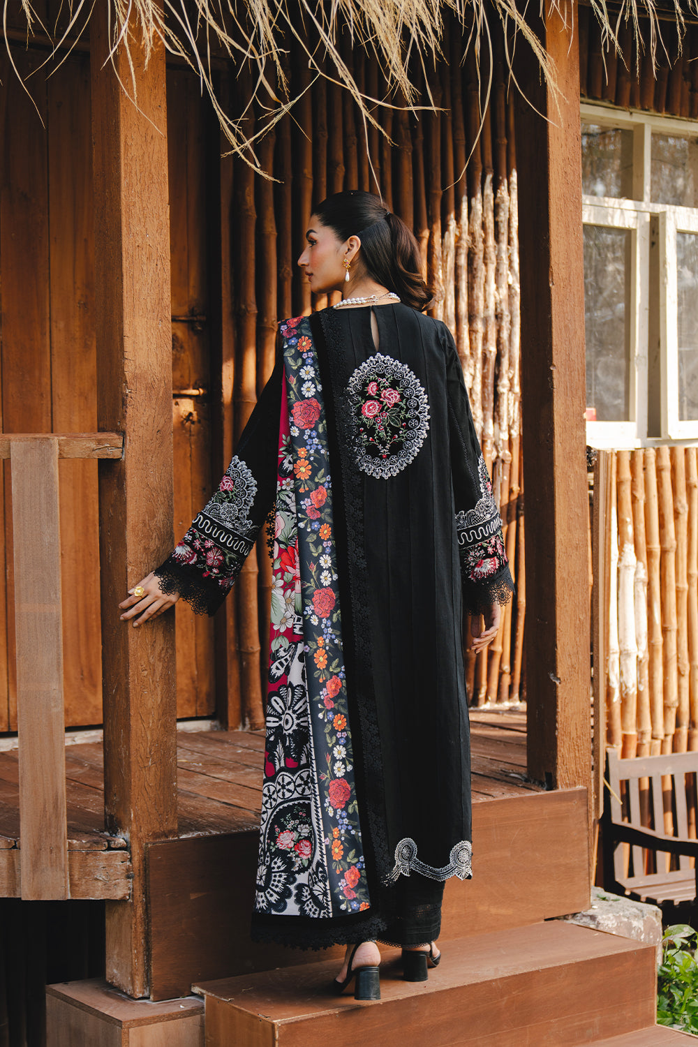Saira Rizwan | Winter 2024 | REVNA-SRW24-08 S Black Khaddar