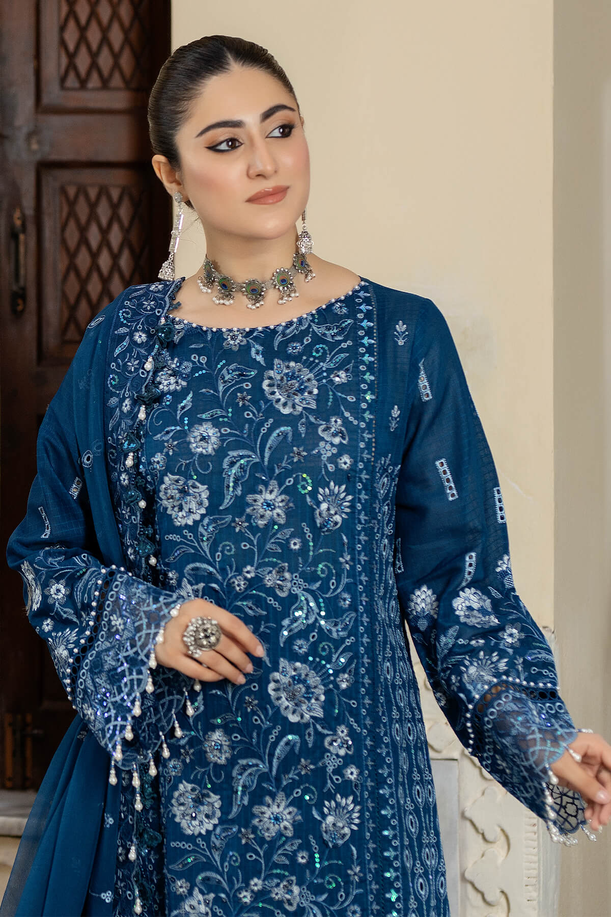 Raeesa Premium | Kimora Lawn Collection | Kimora | HL-19 Farheen - Pakistani Designer Dress - by Raeesa Premium | Type: Luxury - 100% Original at Saira Sultan