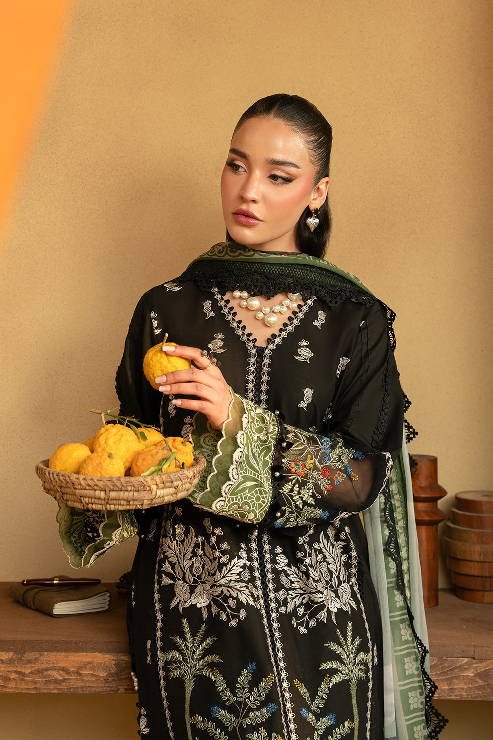Saira Rizwan | Luxury Lawn 25 | MARY-SRL25-07 M Black Lawn