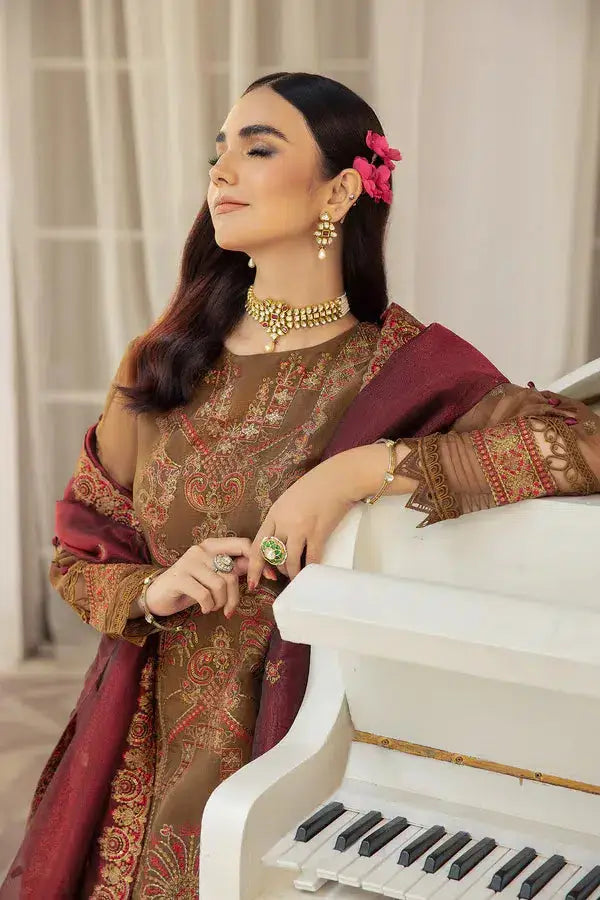 House of Nawab | Gul Mira Luxury Collection 23 | Hessa - Pakistani Designer Dress - by House of Nawab | Type: Formal - 100% Original at Saira Sultan