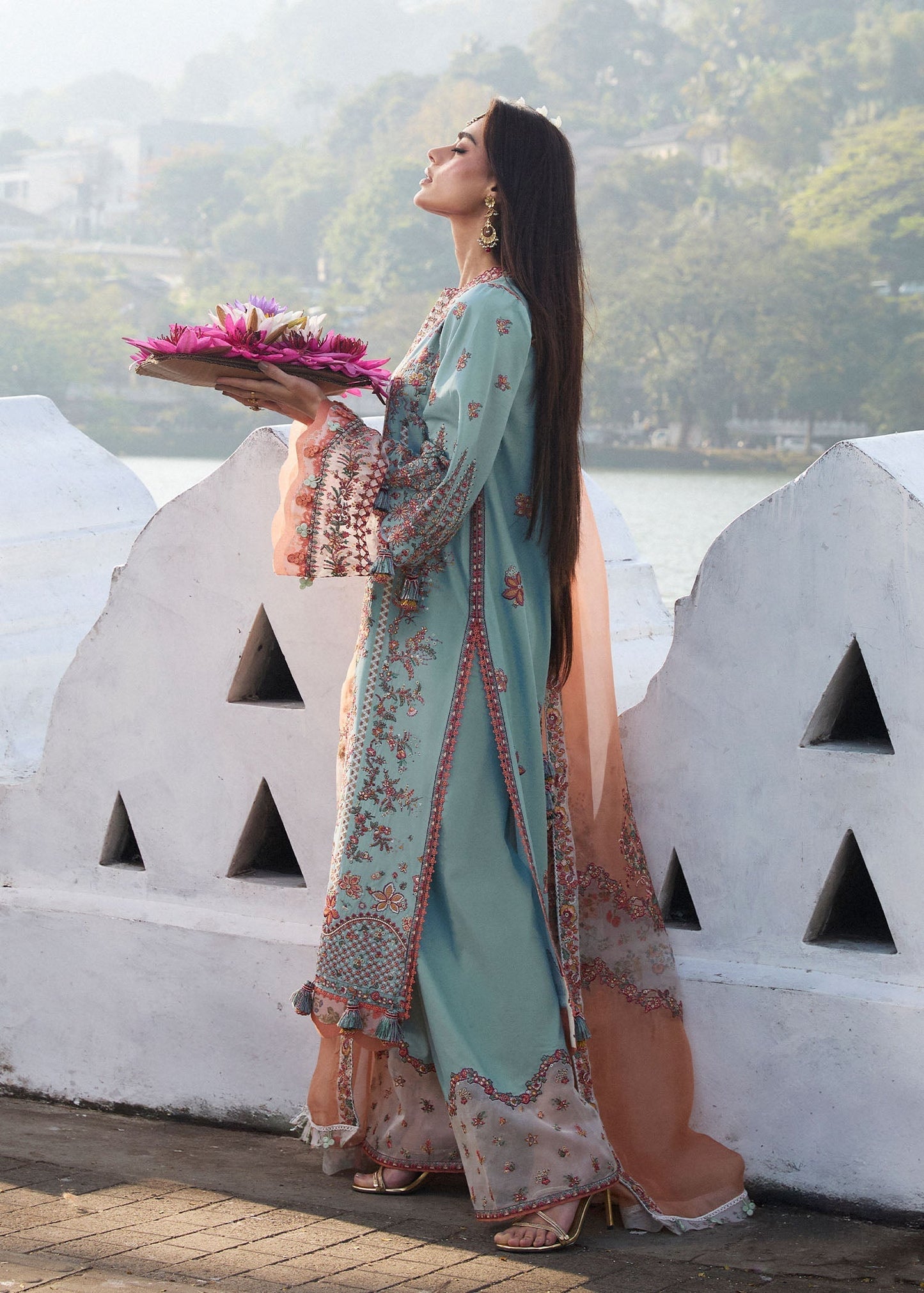 Hussain Rehar | Luxury Lawn 25 | Malibu XL Turquoise Lawn