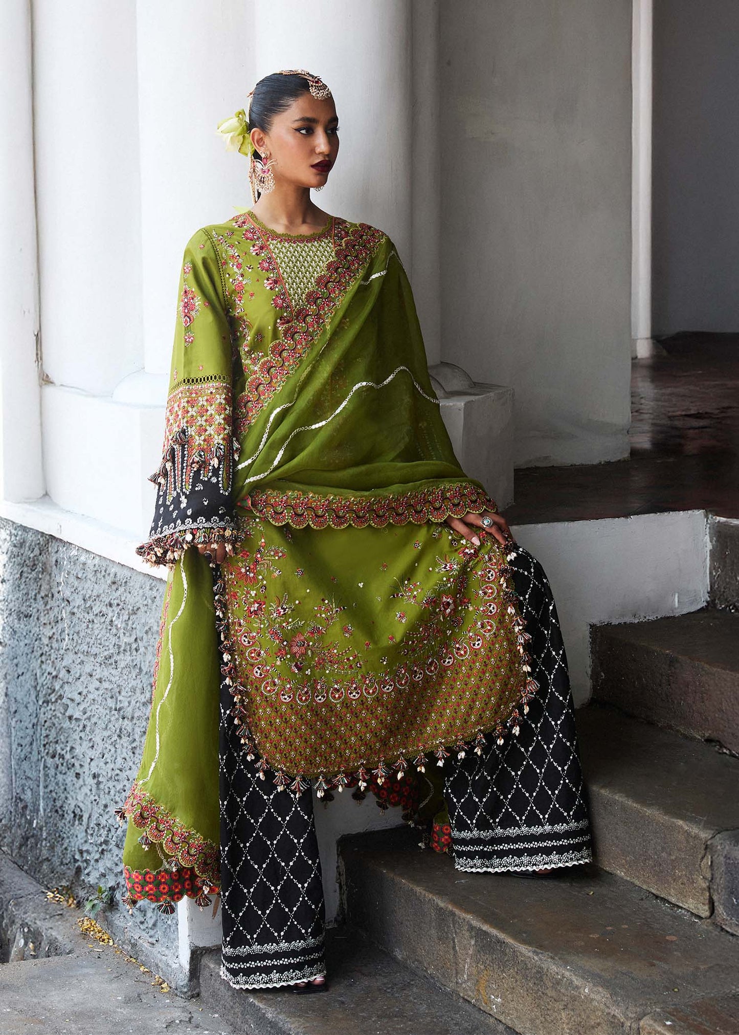 Hussain Rehar | Luxury Lawn 25 | Abass L Olive Green Lawn