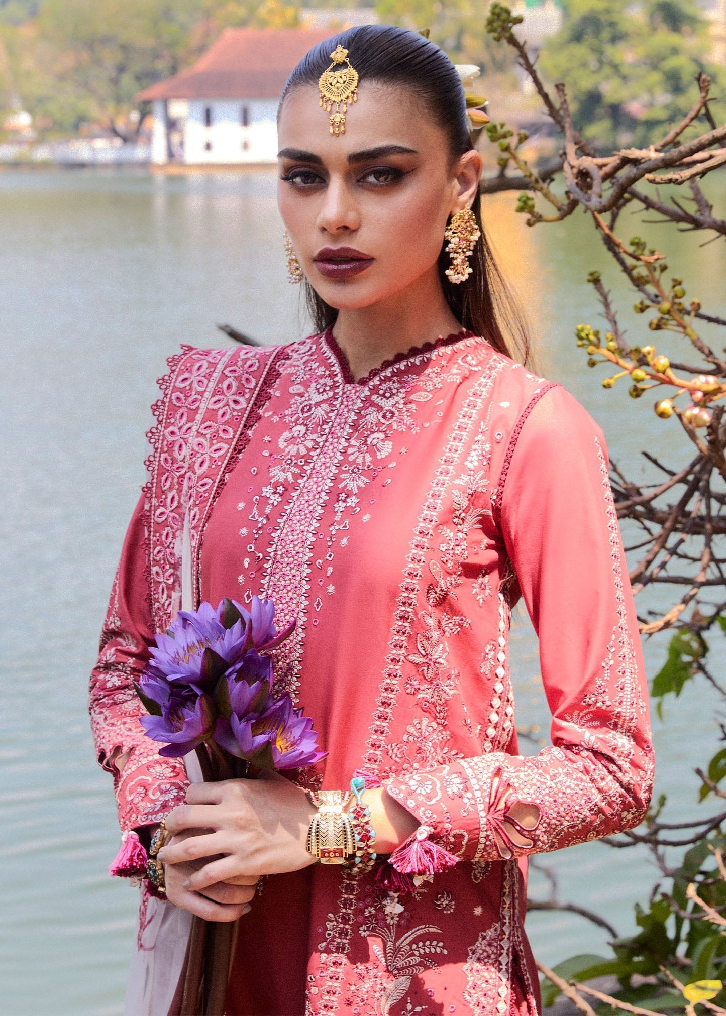 Hussain Rehar | Luxury Lawn 25 | Flare M Coral Lawn