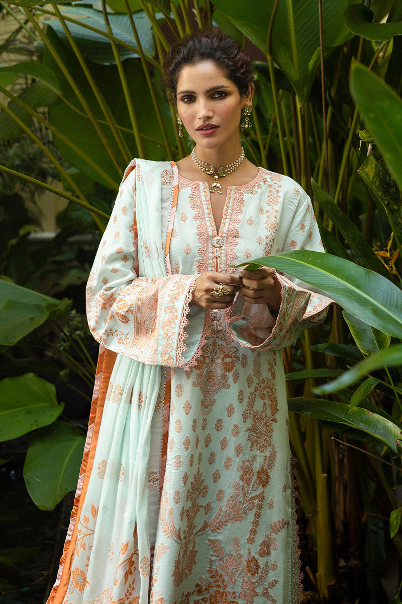 Mushq | Seraph Jacquard Lawn 25 | Amalthea L Gray Lawn