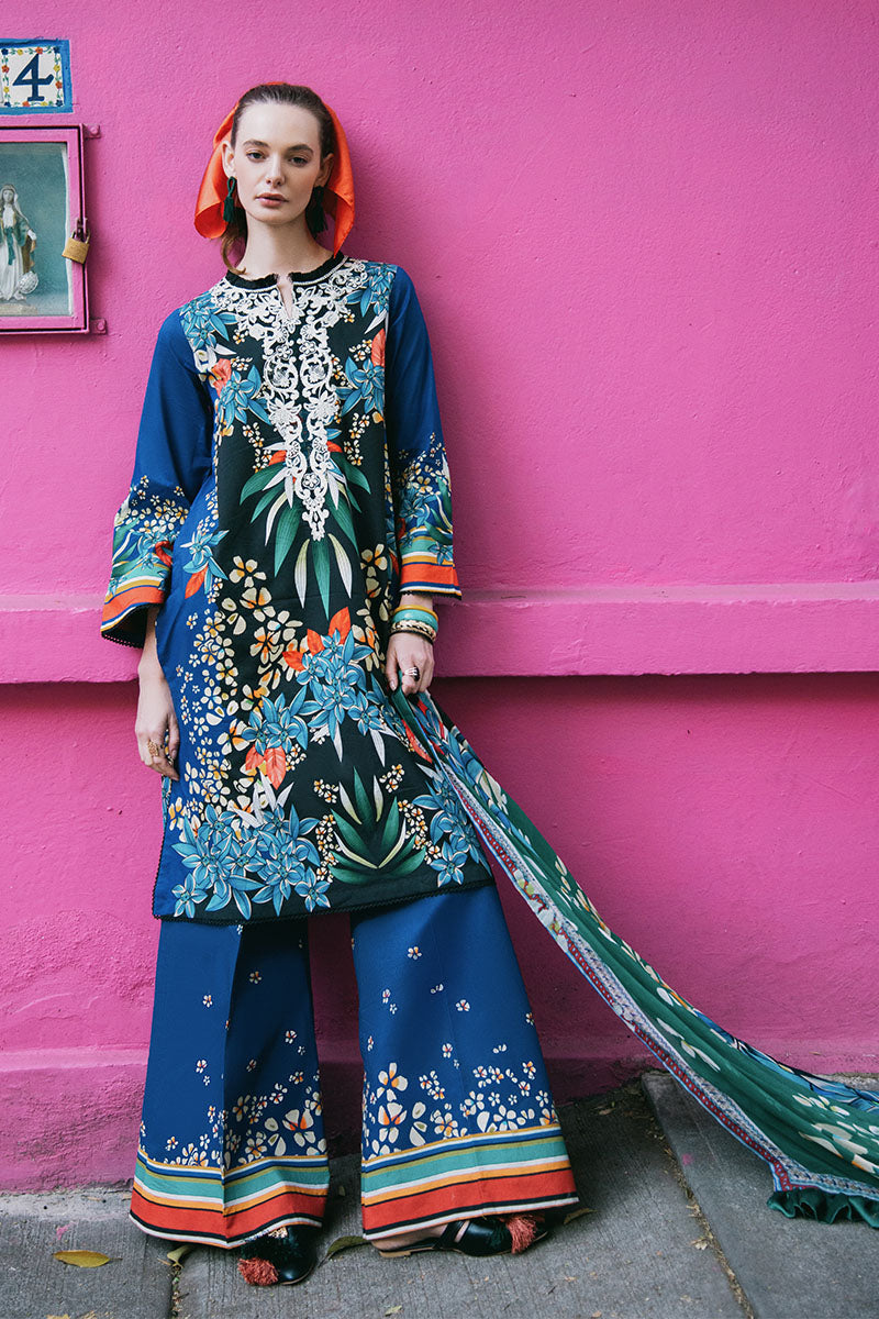 Mushq | La Dolce Hemline Prints 25 | Life of Irises S Blue Lawn