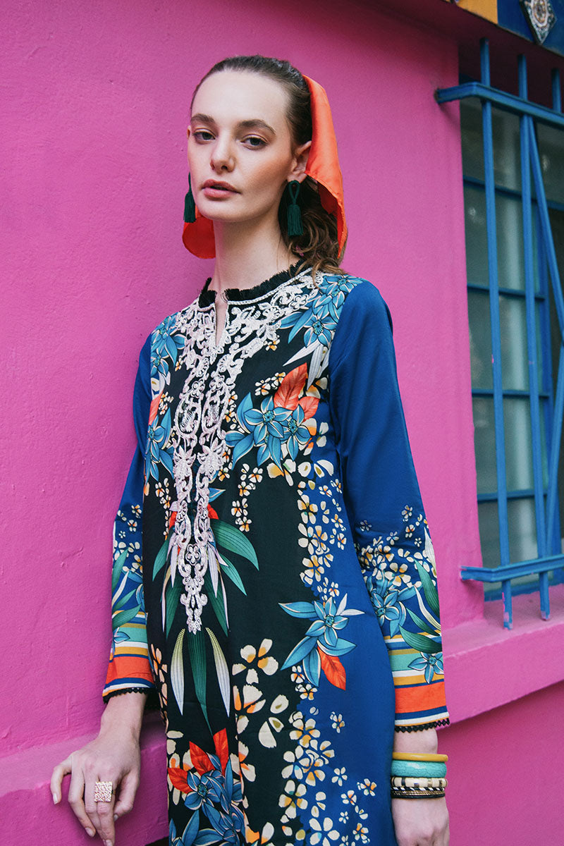 Mushq | La Dolce Hemline Prints 25 | Life of Irises M Blue Lawn