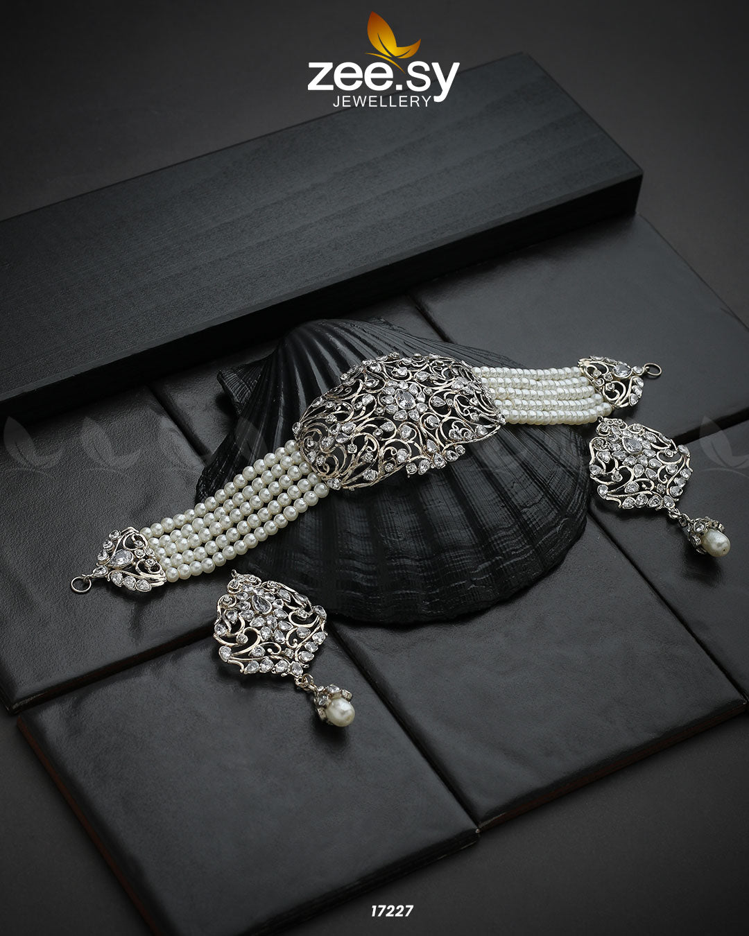 Hyderabadi Choker Default Title