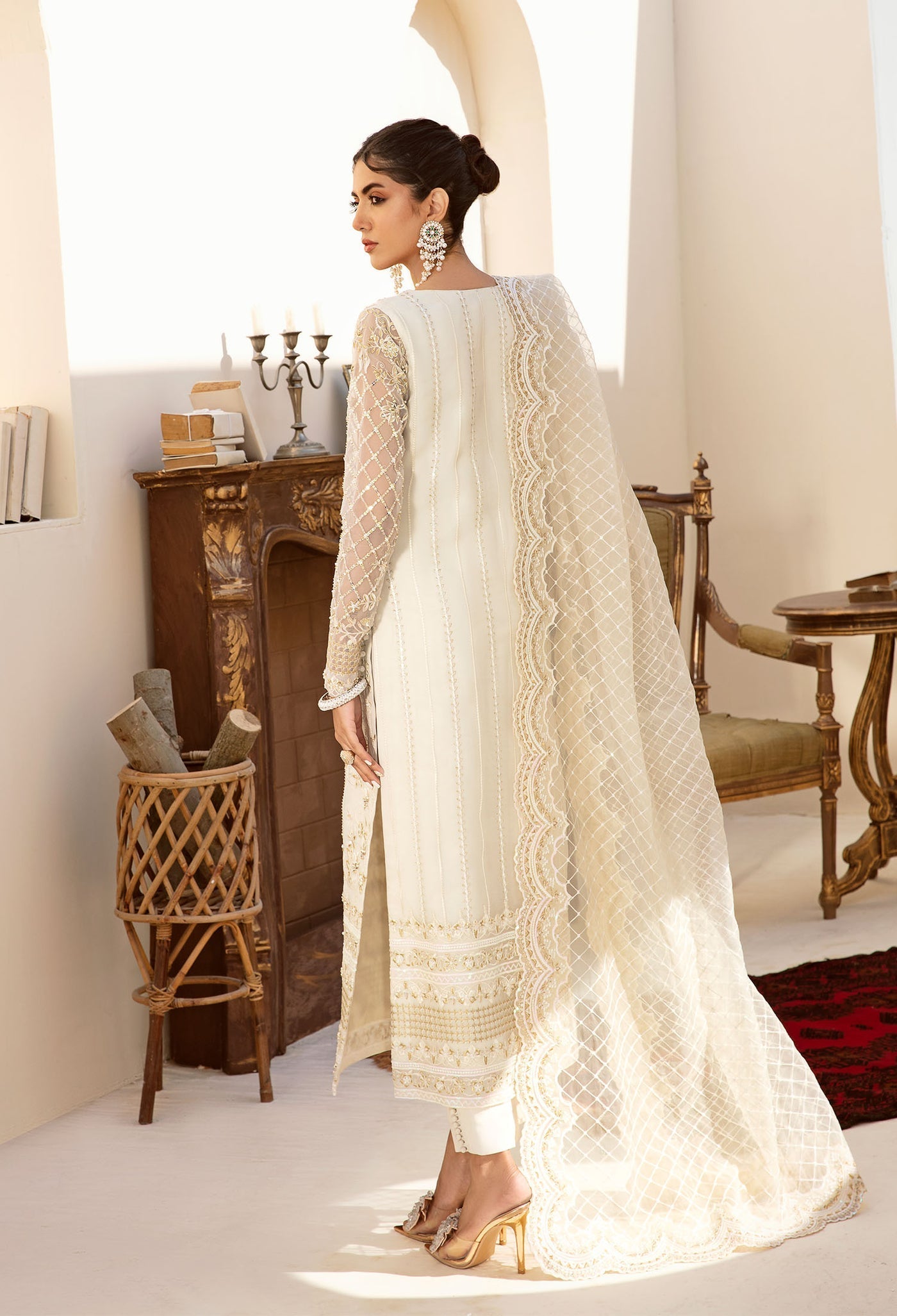 Akbar Aslam | Wedding Formals | Tyla - Pakistani Designer Dress - by Akbar Aslam | Type: Formal - 100% Original at Saira Sultan