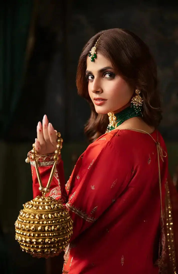 Emaan Adeel | Noori Silk Formals 23 | NR 04 MAHJABEEN - Pakistani Designer Dress - by Emaan Adeel | Type: Formal - 100% Original at Saira Sultan
