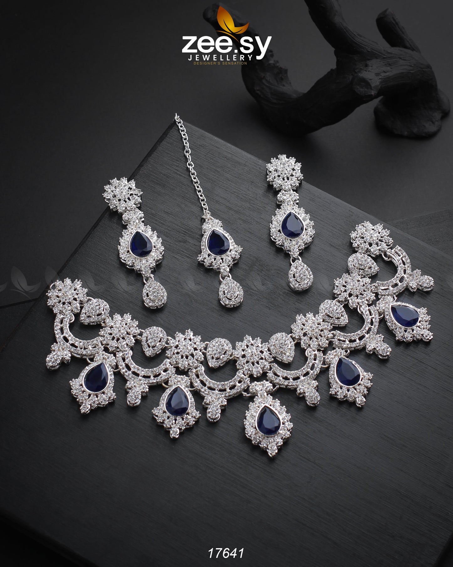 Aether Necklace Silver Blue
