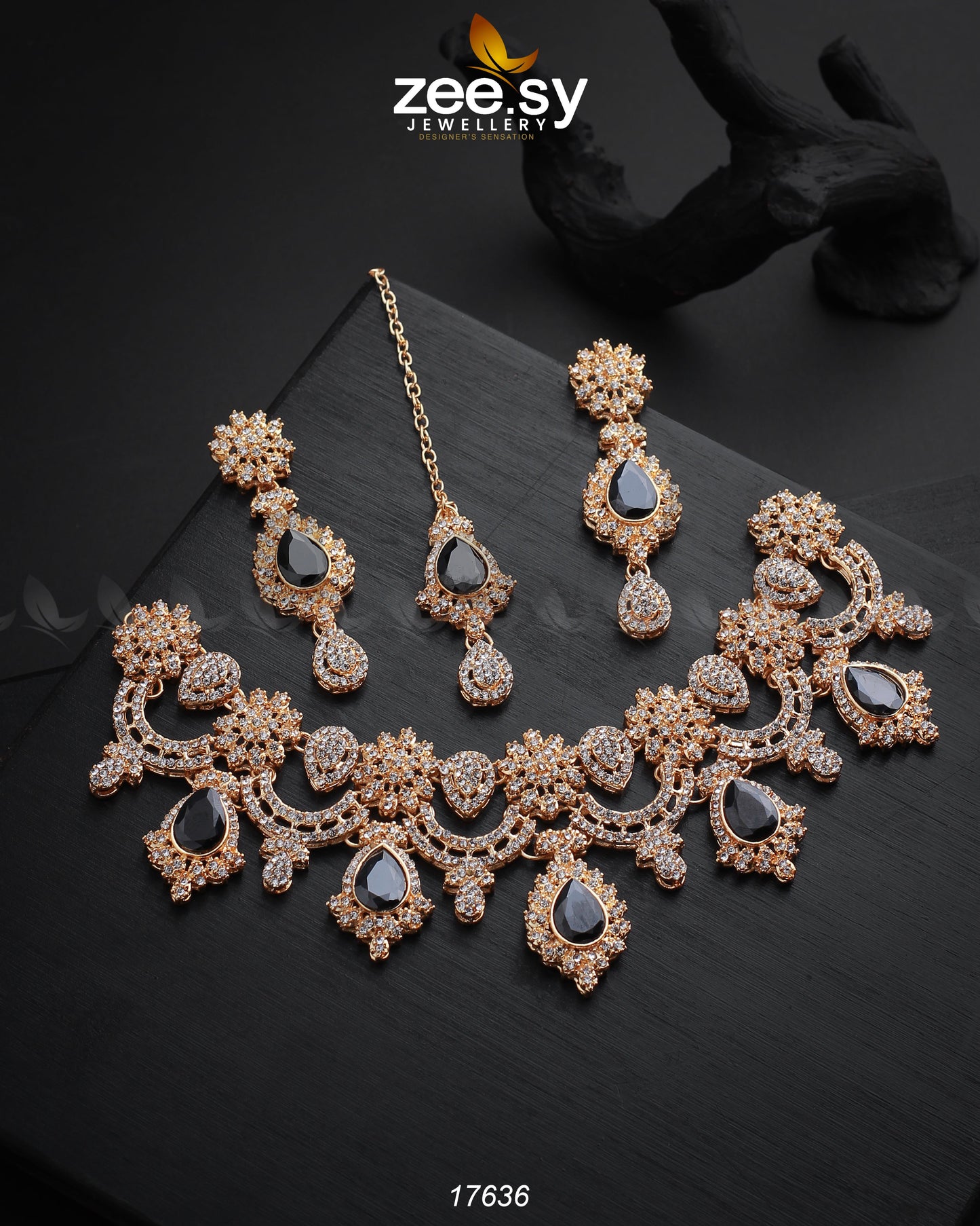 Galactic Necklace Golden Black
