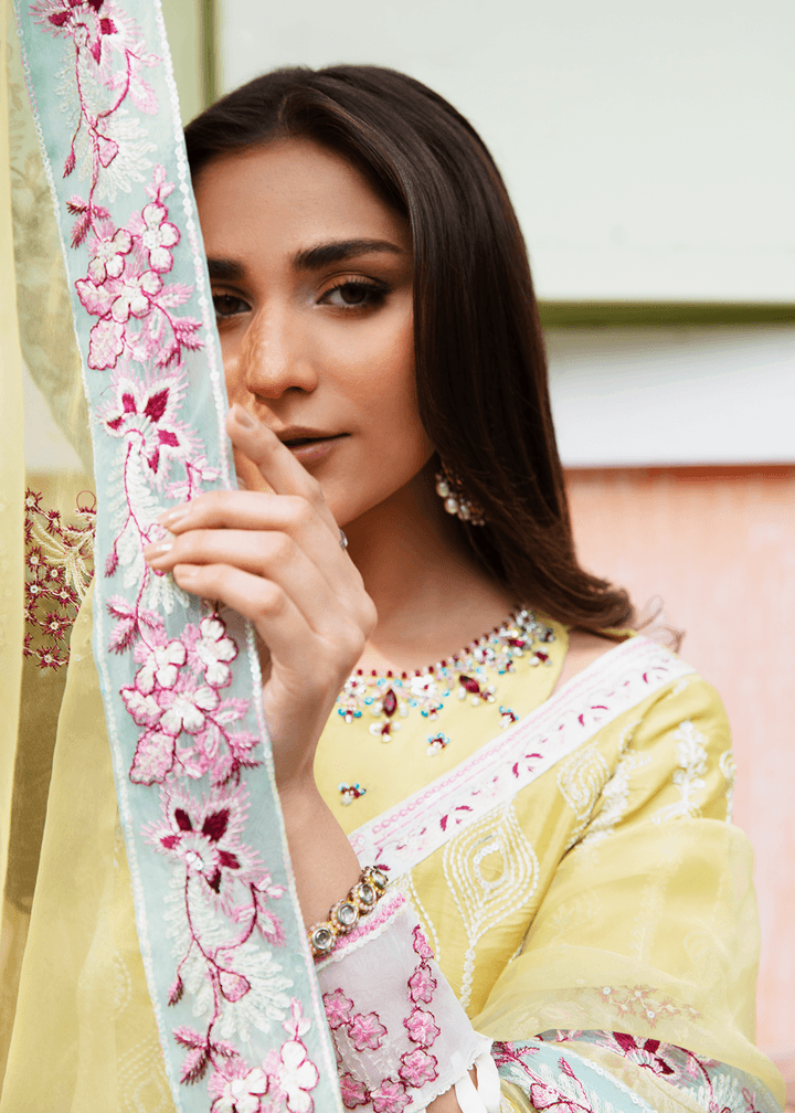 Maria Osama Khan | Rang e Noor Eid Edit | Kanwal - Pakistani Designer Dress - by Maria Osama Khan | Type: Luxury - 100% Original at Saira Sultan