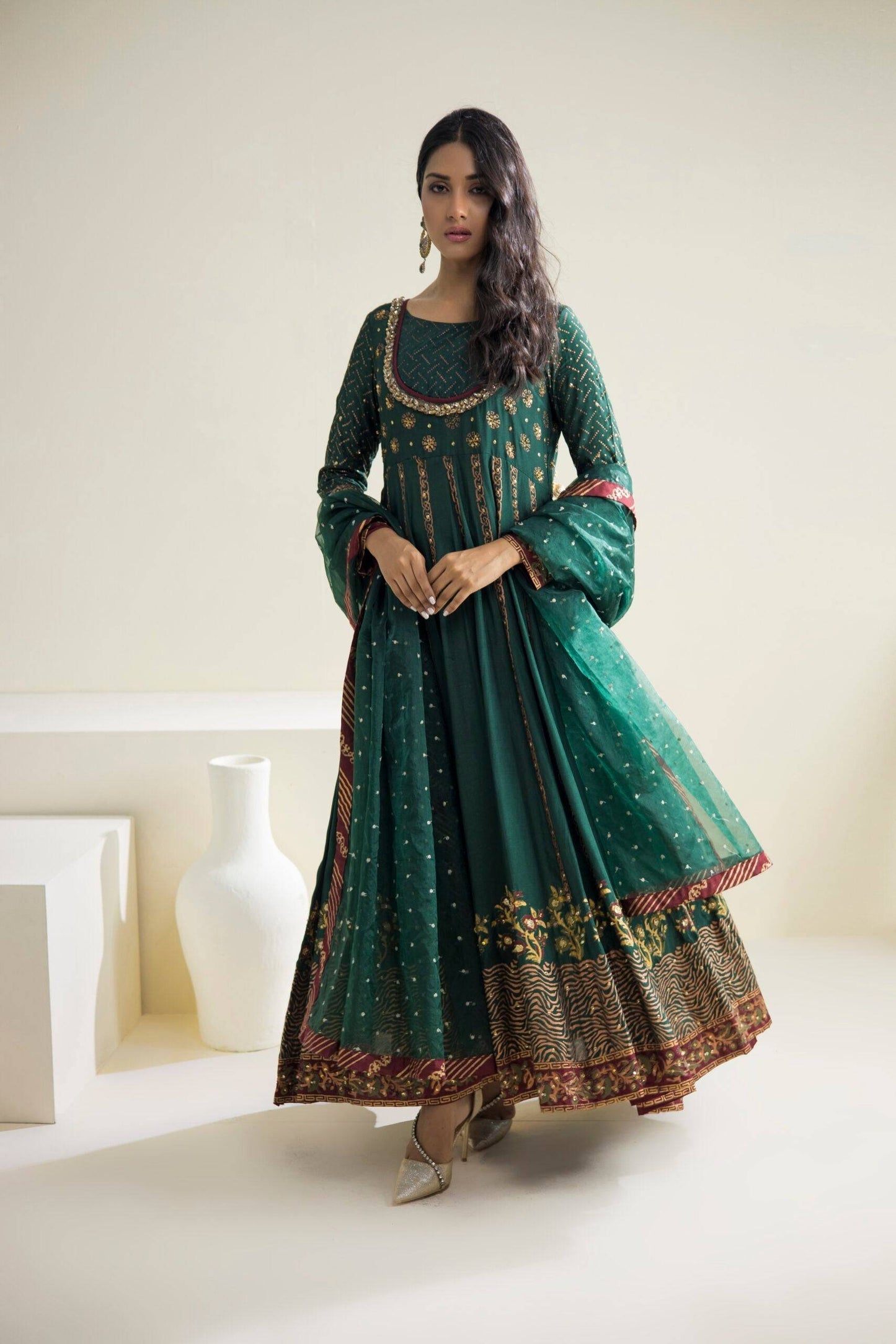 Farhat Jahan | Luxury Pret | Reyah - Pakistani Designer Dress - by Farhat Jahan | Type: Formal - 100% Original at Saira Sultan