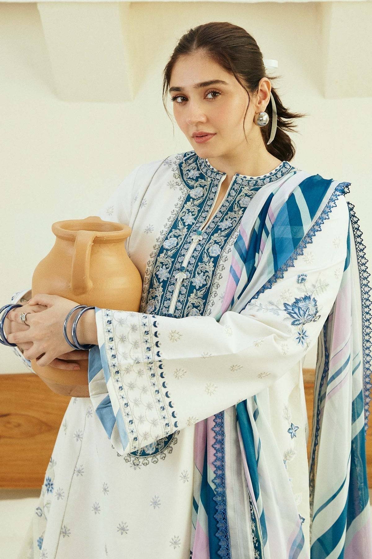 Zara Shahjahan | Coco Lawn Eid Edit 24 | IVORY-D4 - Pakistani Designer Dress - by Zara Shahjahan | Type: Luxury - 100% Original at Saira Sultan