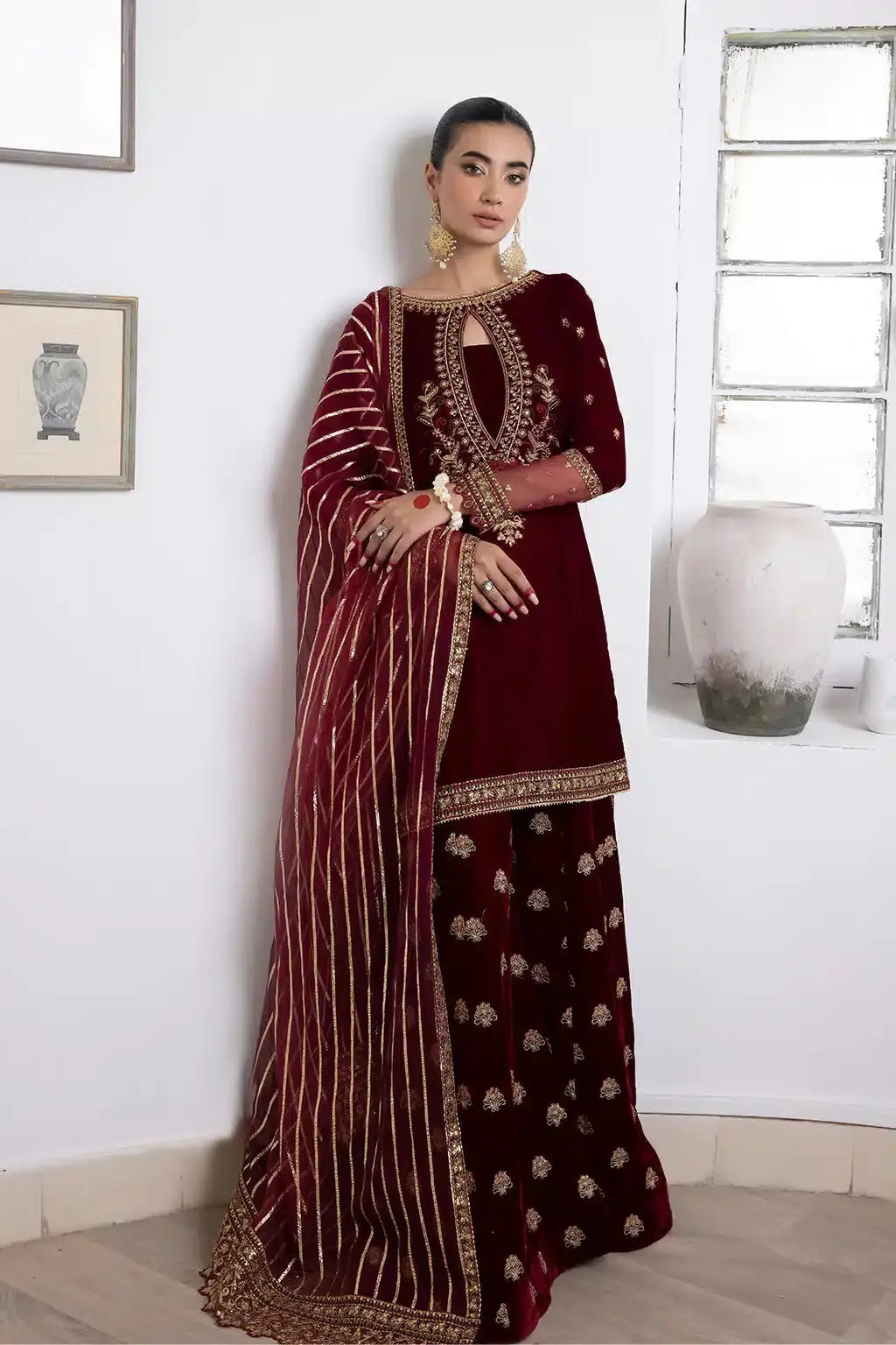 Iznik | Festive Velvet 23 | IV-26 MARASIM - Pakistani Designer Dress - by Iznik | Type: Formal - 100% Original at Saira Sultan