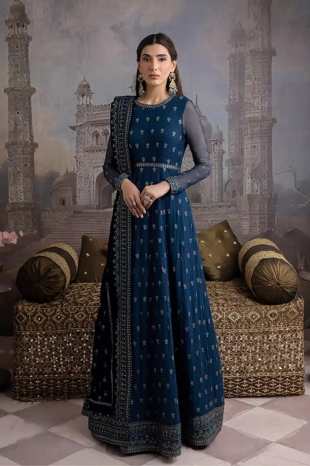 Iznik | Festive Velvet 23 | IV-25 RAQS - Pakistani Designer Dress - by Iznik | Type: Formal - 100% Original at Saira Sultan