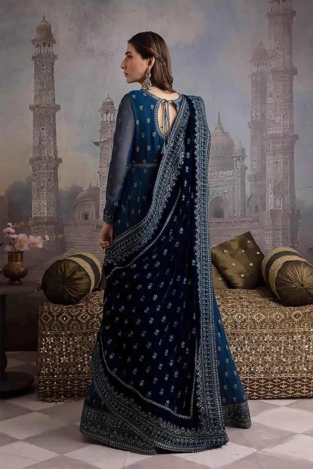 Iznik | Festive Velvet 23 | IV-25 RAQS - Pakistani Designer Dress - by Iznik | Type: Formal - 100% Original at Saira Sultan