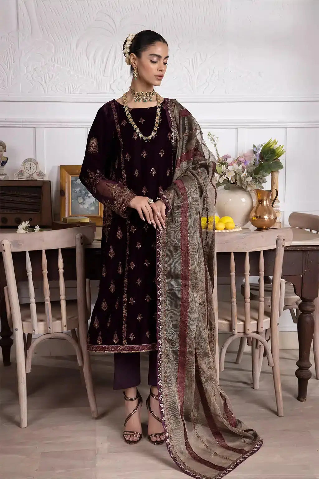 Iznik | Festive Velvet 23 | IV-23 SEHER - Pakistani Designer Dress - by Iznik | Type: Formal - 100% Original at Saira Sultan