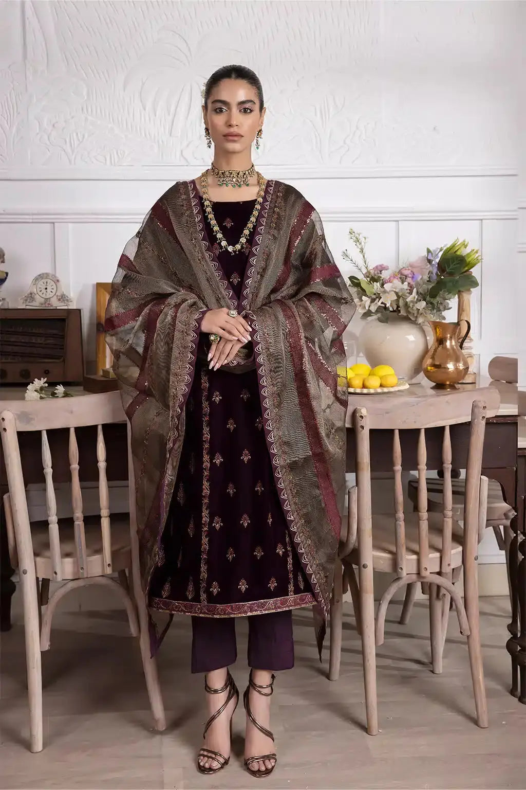 Iznik | Festive Velvet 23 | IV-23 SEHER - Pakistani Designer Dress - by Iznik | Type: Formal - 100% Original at Saira Sultan