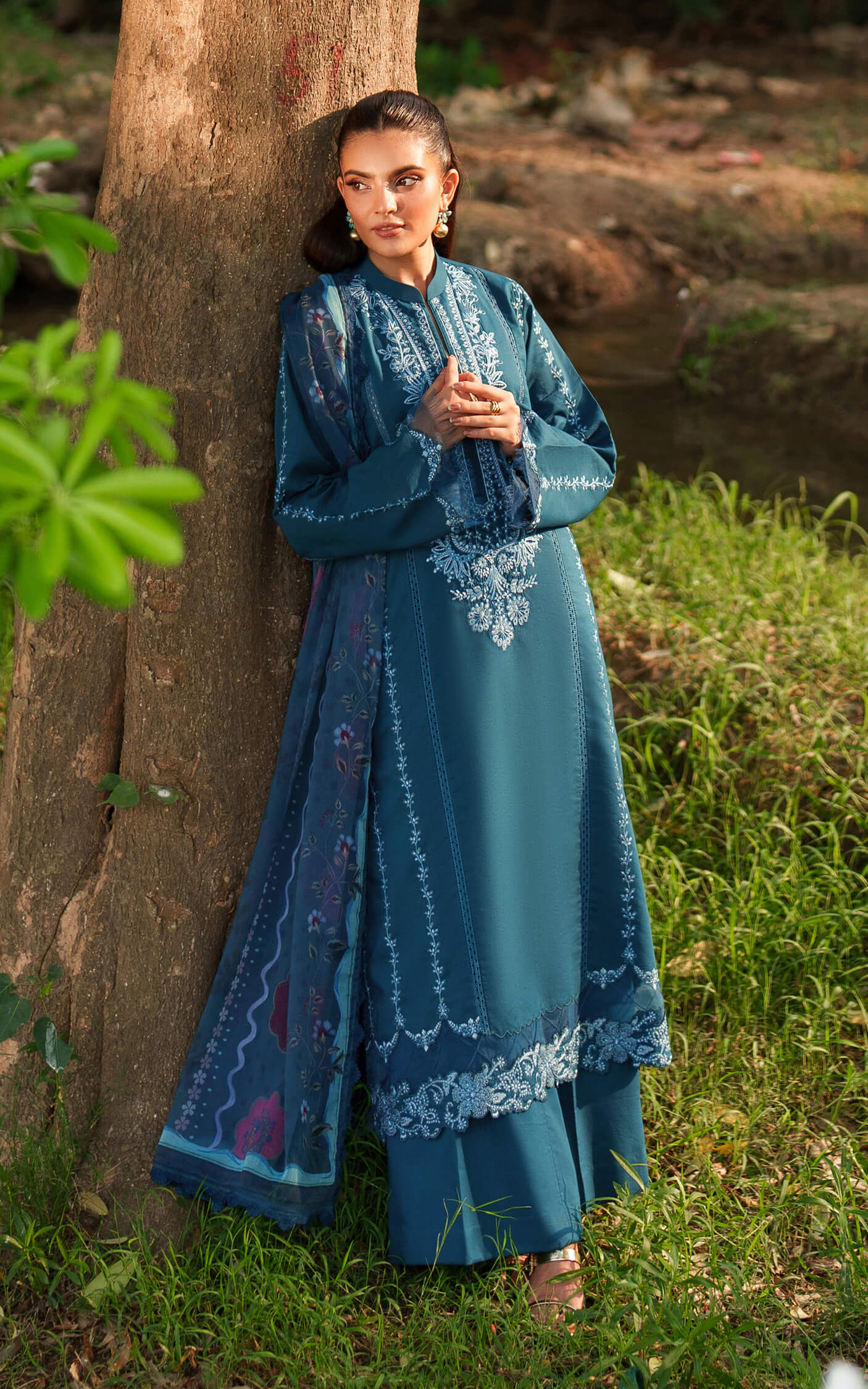 Asifa and Nabeel | Eden Cambric 25 | Iris Cloud ECU25-05 - Pakistani Designer Dress - by Asifa and Nabeel - Type : Ladies Clothes - 100% Original at Saira Sultan