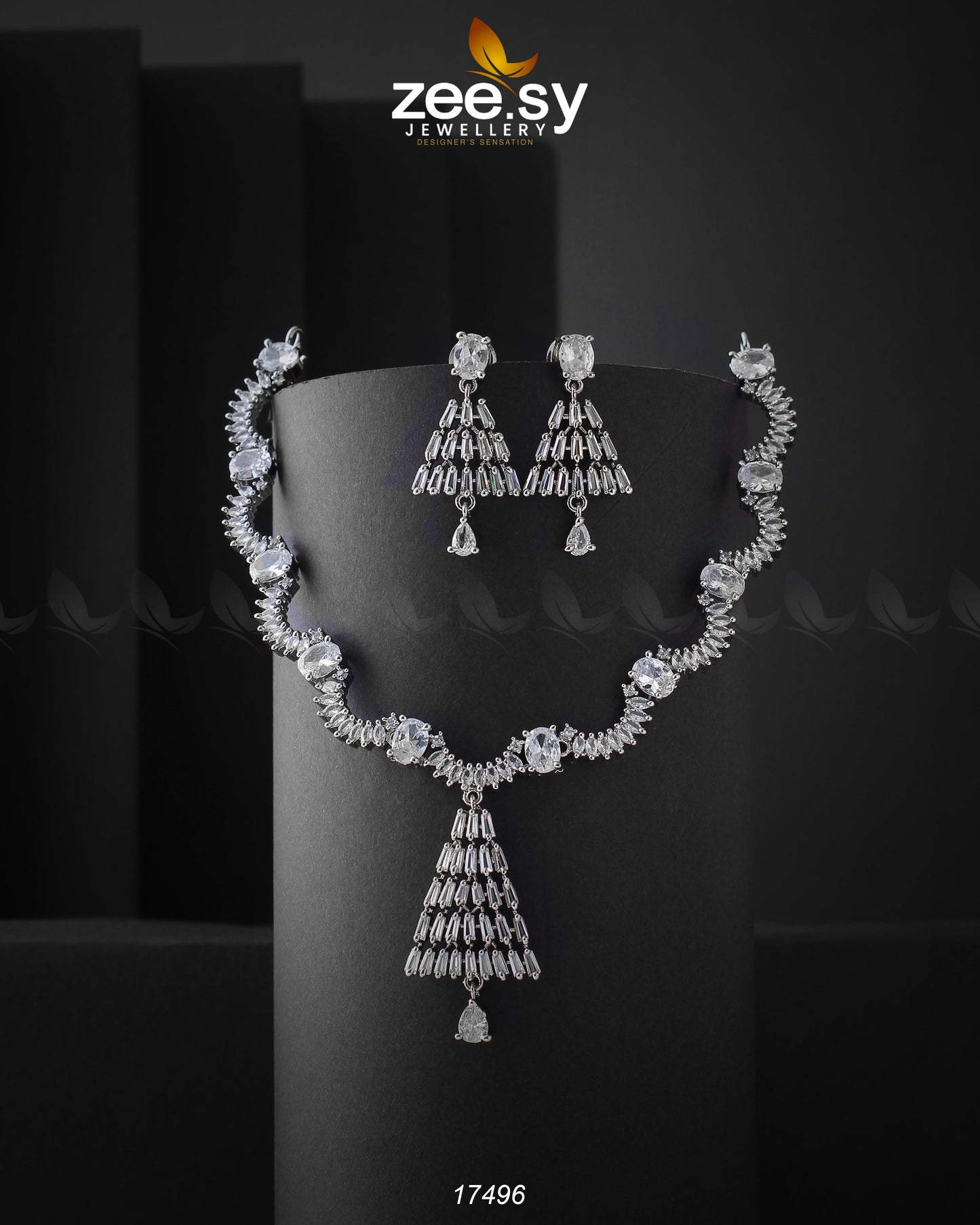 Italian Zircon Necklace Silver White