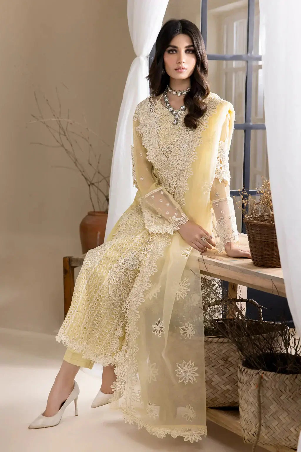 Iznik | Chinnon Chiffon | CC-23 DELILAH - Pakistani Designer Dress - by Iznik | Type: Formal - 100% Original at Saira Sultan