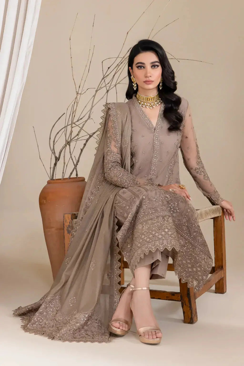 Iznik | Chinnon Chiffon | CC-30 VANESSA - Pakistani Designer Dress - by Iznik | Type: Formal - 100% Original at Saira Sultan