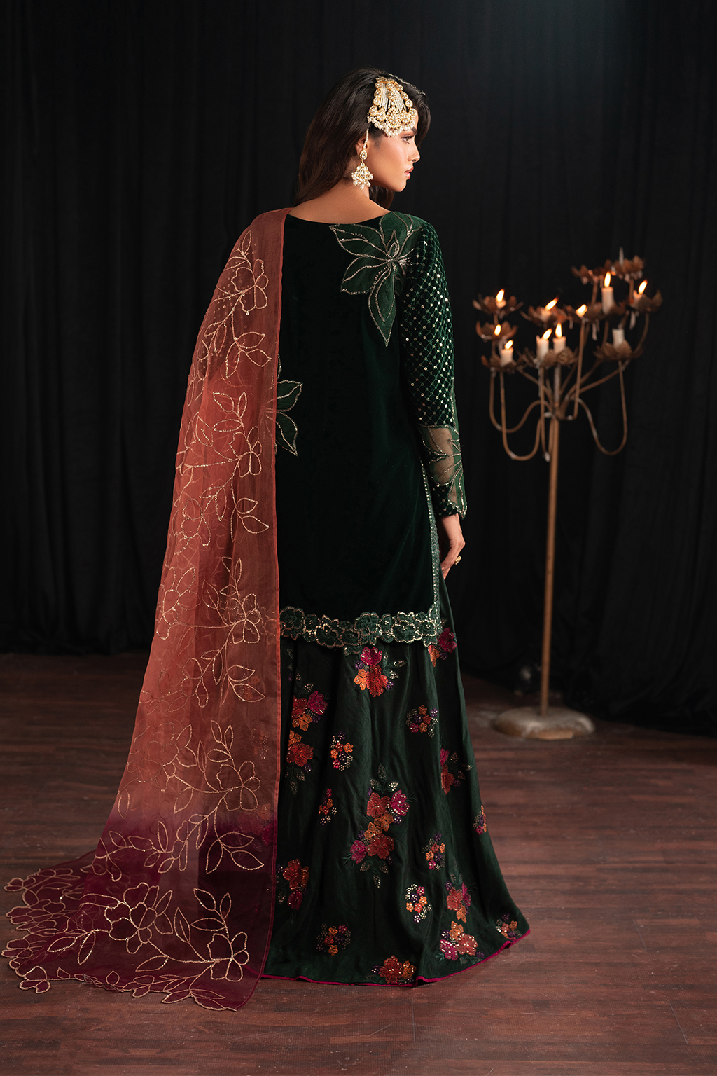 Iznik | Exclusive Velvet | IV-53 - Pakistani Designer Dress - by Iznik | Type: Ladies Clothes - 100% Original at Saira Sultan