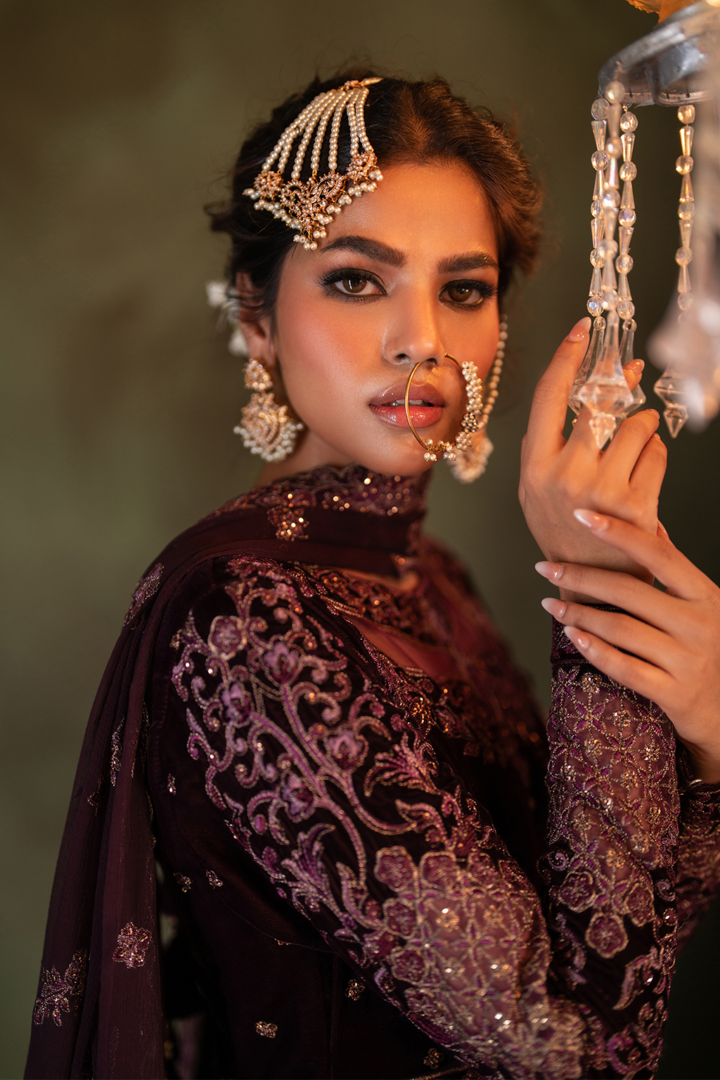 Iznik | Exclusive Velvet | IV-54 - Pakistani Designer Dress - by Iznik | Type: Ladies Clothes - 100% Original at Saira Sultan
