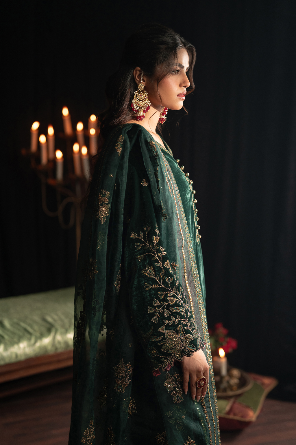 Iznik | Exclusive Velvet | IV-48 - Pakistani Designer Dress - by Iznik | Type: Formal - 100% Original at Saira Sultan